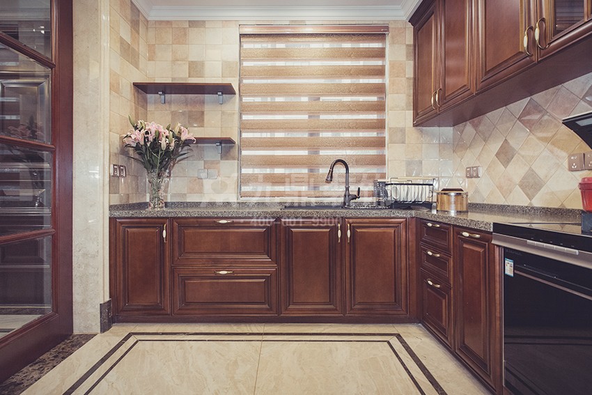 廚房裝(zhuang)修實景圖