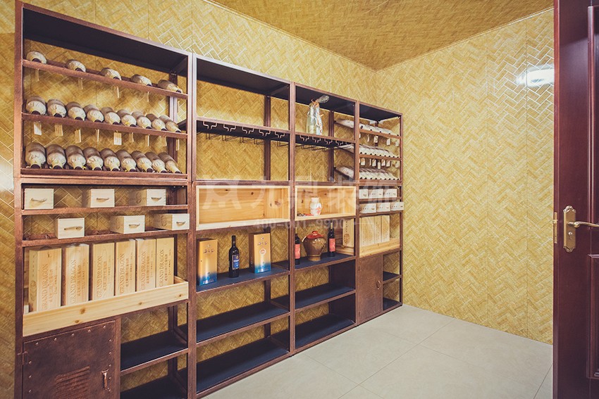 地下室裝(zhuang)修實景圖