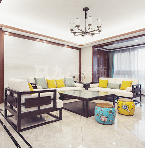 複城(cheng)國(guo)際(ji)裝(zhuang)修案例