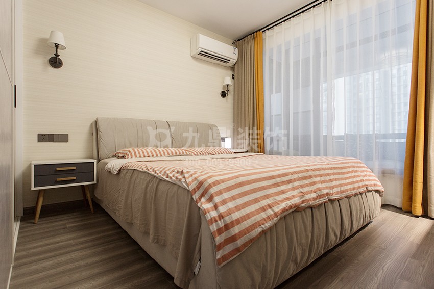 卧室裝(zhuang)修實景圖