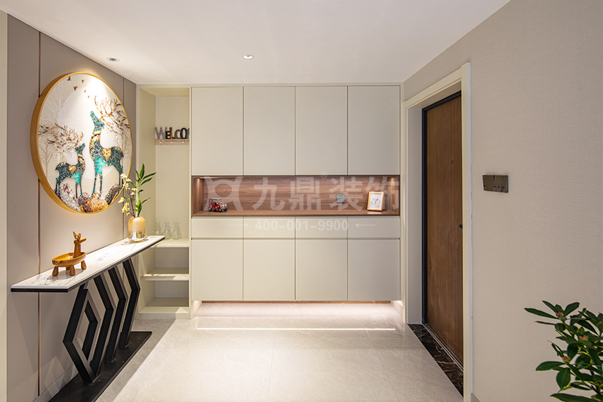 玄關裝(zhuang)修實景圖