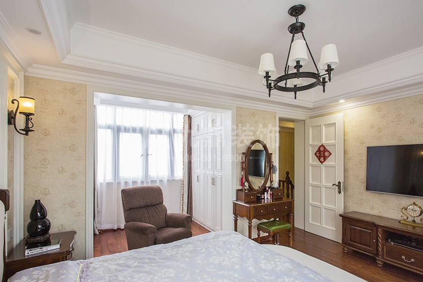 卧室裝(zhuang)修實景圖