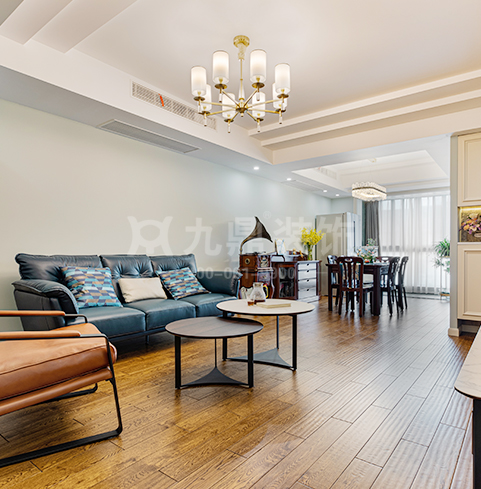 青春都市(shi)公(gōng)寓裝(zhuang)修案例