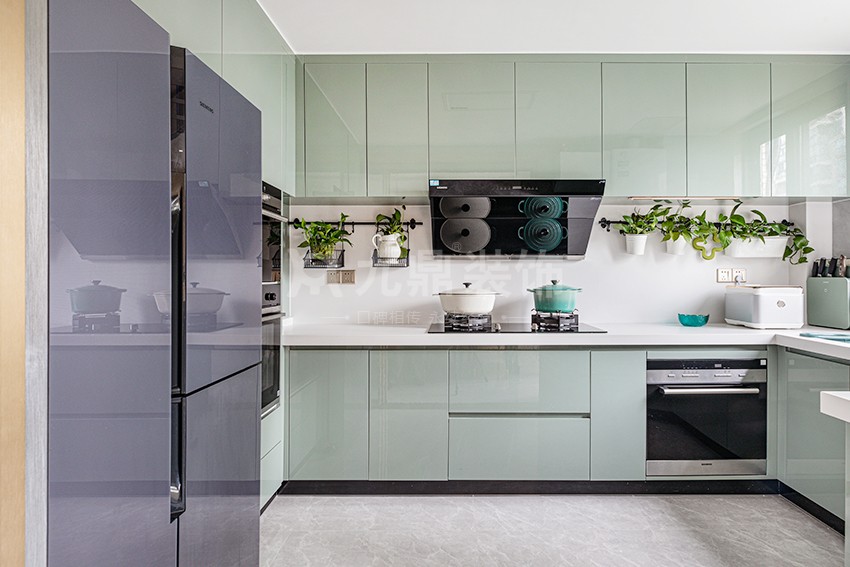 廚房裝(zhuang)修