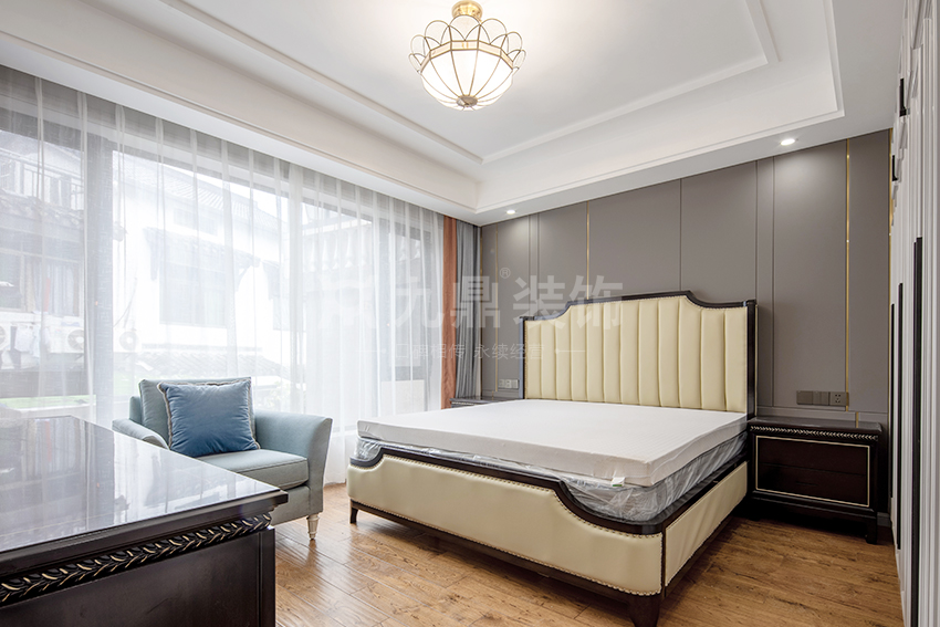 卧室裝(zhuang)修