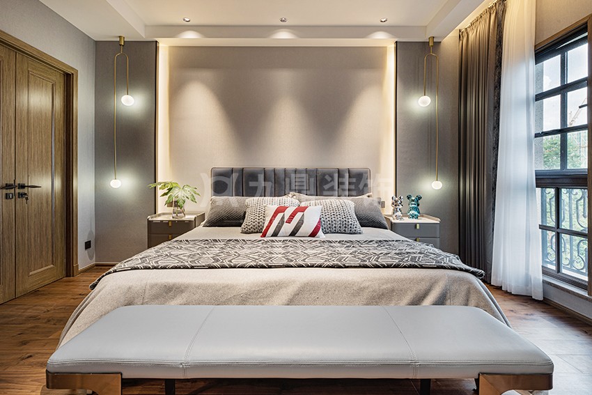 卧室裝(zhuang)修