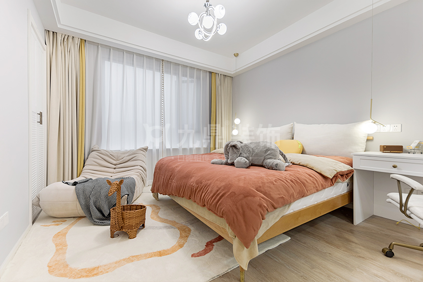 卧室裝(zhuang)修圖