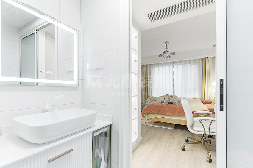 衛生(sheng)間裝(zhuang)修圖