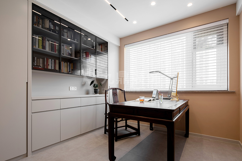 書房裝(zhuang)修實景圖