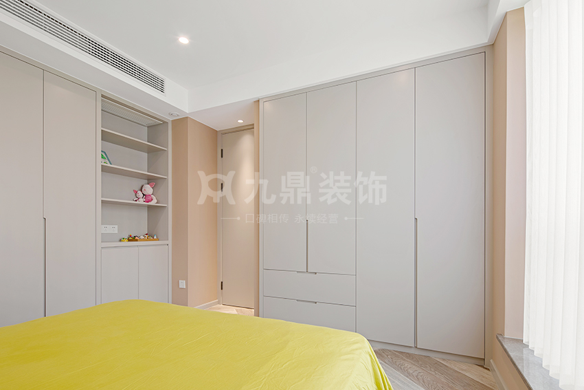 卧室裝(zhuang)修實景圖