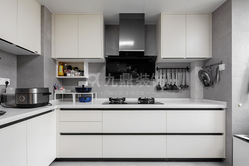 廚房裝(zhuang)修實景圖