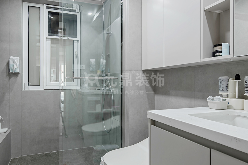衛生(sheng)間裝(zhuang)修實景圖