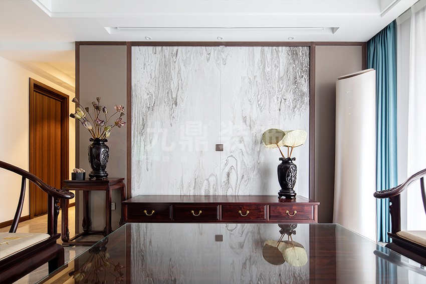 客廳裝(zhuang)修實景圖