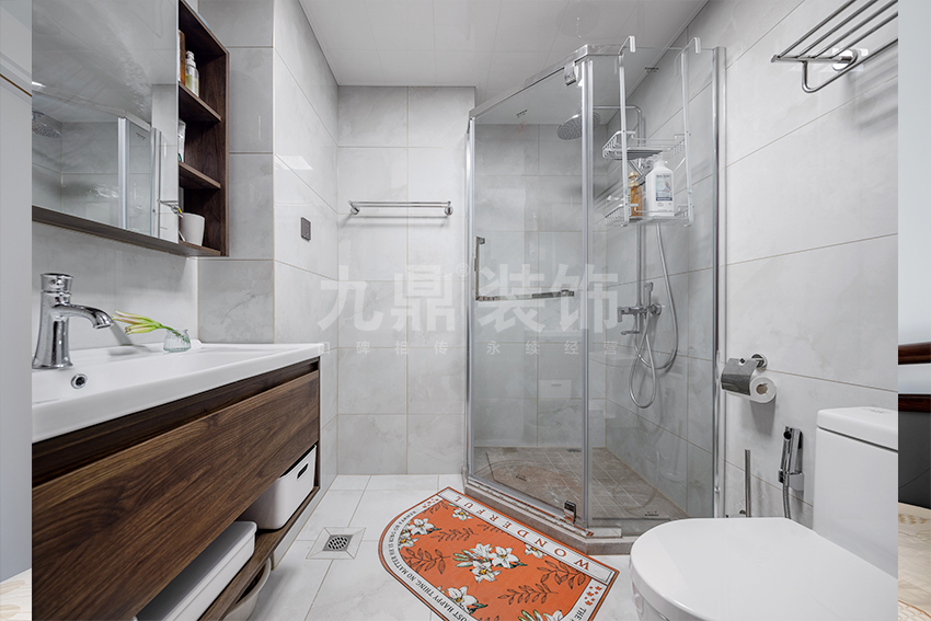 衛生(sheng)間裝(zhuang)修實景圖