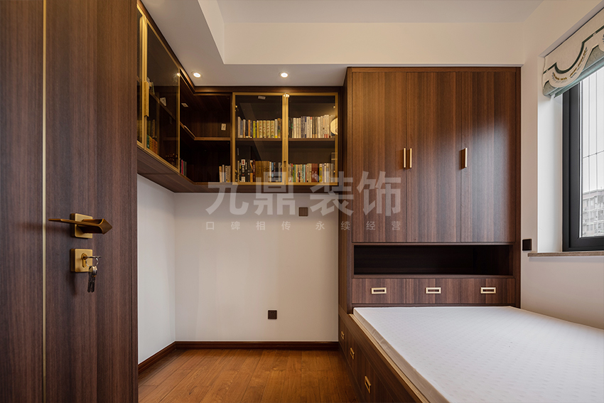 次卧裝(zhuang)修實景圖