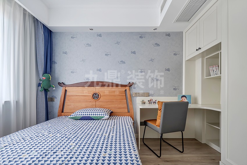 卧室裝(zhuang)修圖