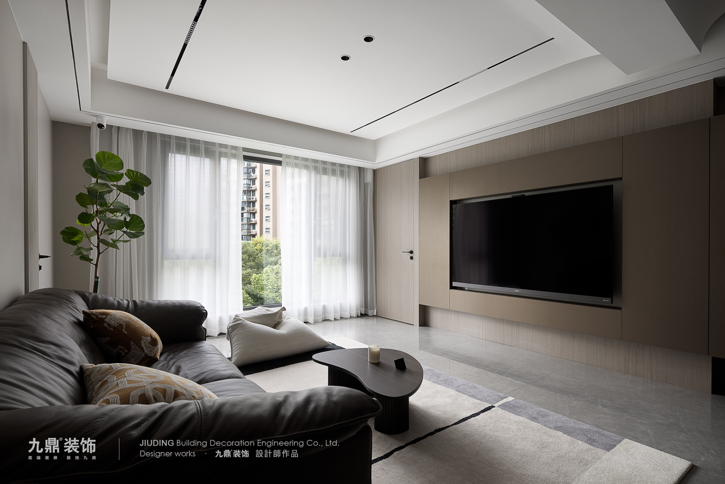 170㎡現(xian)代(dai)簡約裝(zhuang)修案例