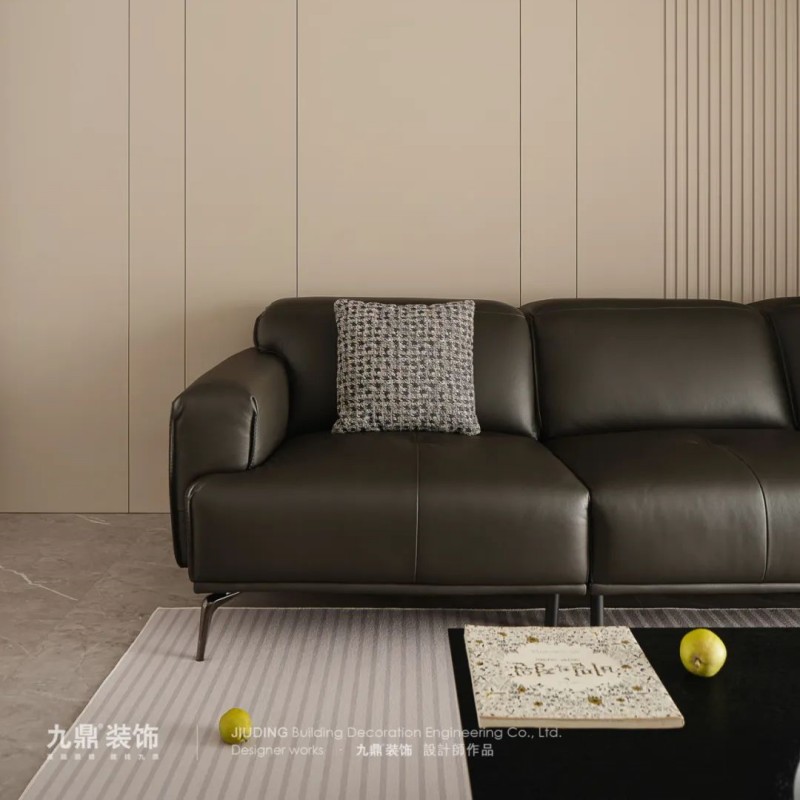 160m²杭(hang)州康城(cheng)國(guo)際(ji)現(xian)代(dai)風裝(zhuang)修案例