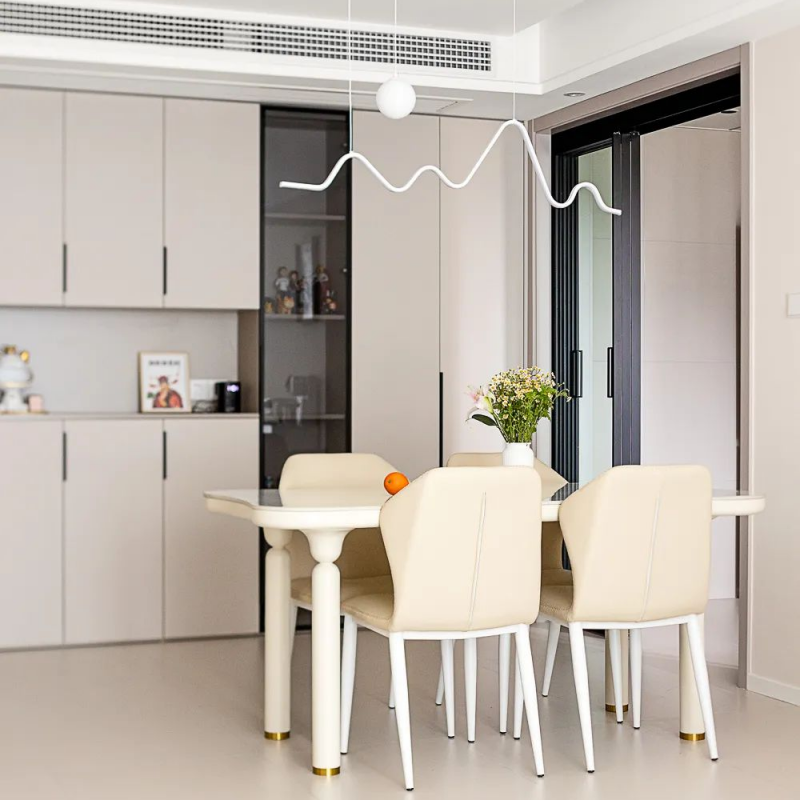 90㎡ 新(xin)江(jiang)花(huā)園現(xian)代(dai)奶油風裝(zhuang)修案例